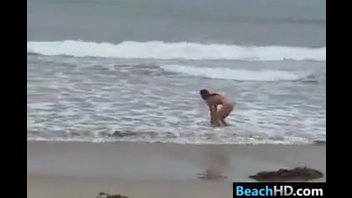 Нудисткий секс – на пляже телочку мужик поджарил